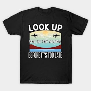 CLIMATE CHANGE BEGAN AS WEATHER MODIFICATION IN THE 1930s AND EVOLVED INTO GEOENGINEERING T-Shirt